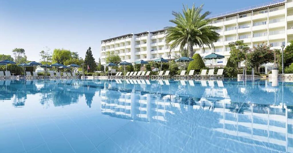 Het blue bay hotel in rhodos