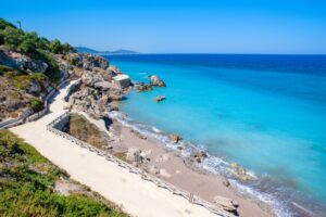 De stranden van ixia op het eiland rhodos