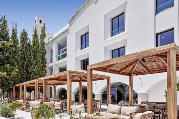 Terras van Esperos Blue Village en Spa